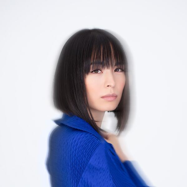 Alice Sara Ott photoshoot for her new release with DG Albums 