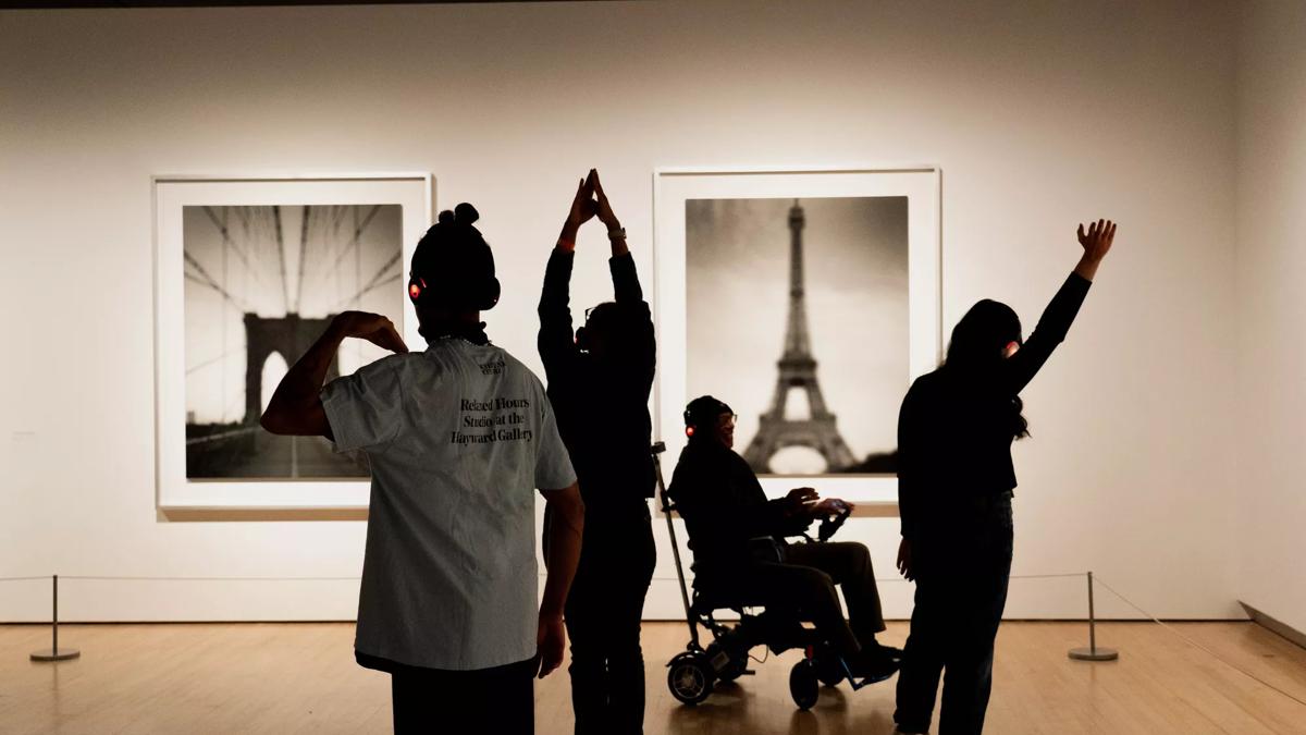Participants at Relaxed Hours: Hiroshi Sugimoto in the Hayward Gallery
