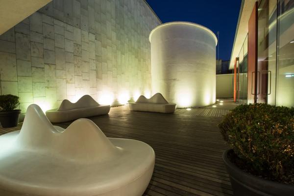 Weston Roof Pavilion courtyard