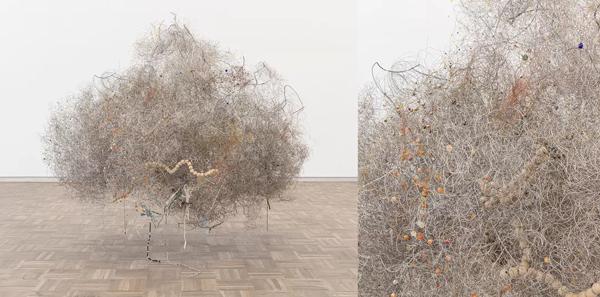 Igshaan Adams, Oor die Drimpel, 2020. Beads, rope, cotton twine, wire, fabric 260 x 185cm Photo credit: Mario Todeschini ©Igshaan Adams Courtesy of the artist and Casey Kaplan, New York