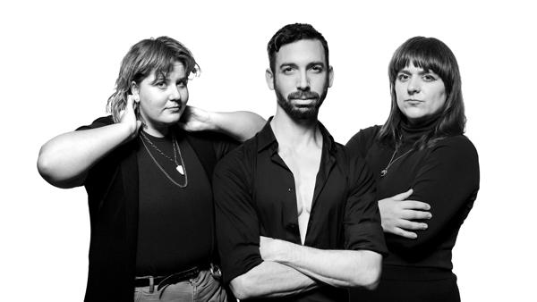 Black and white photo of collective Qwe're.