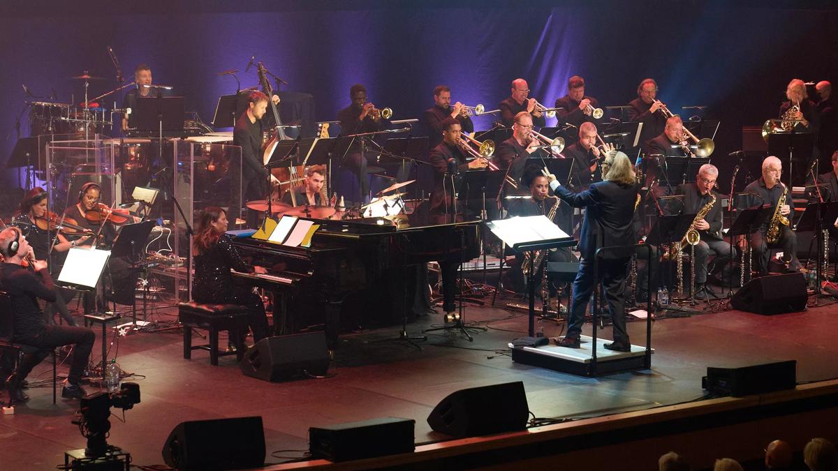 Jazz Voice in concert with orchestra on stage