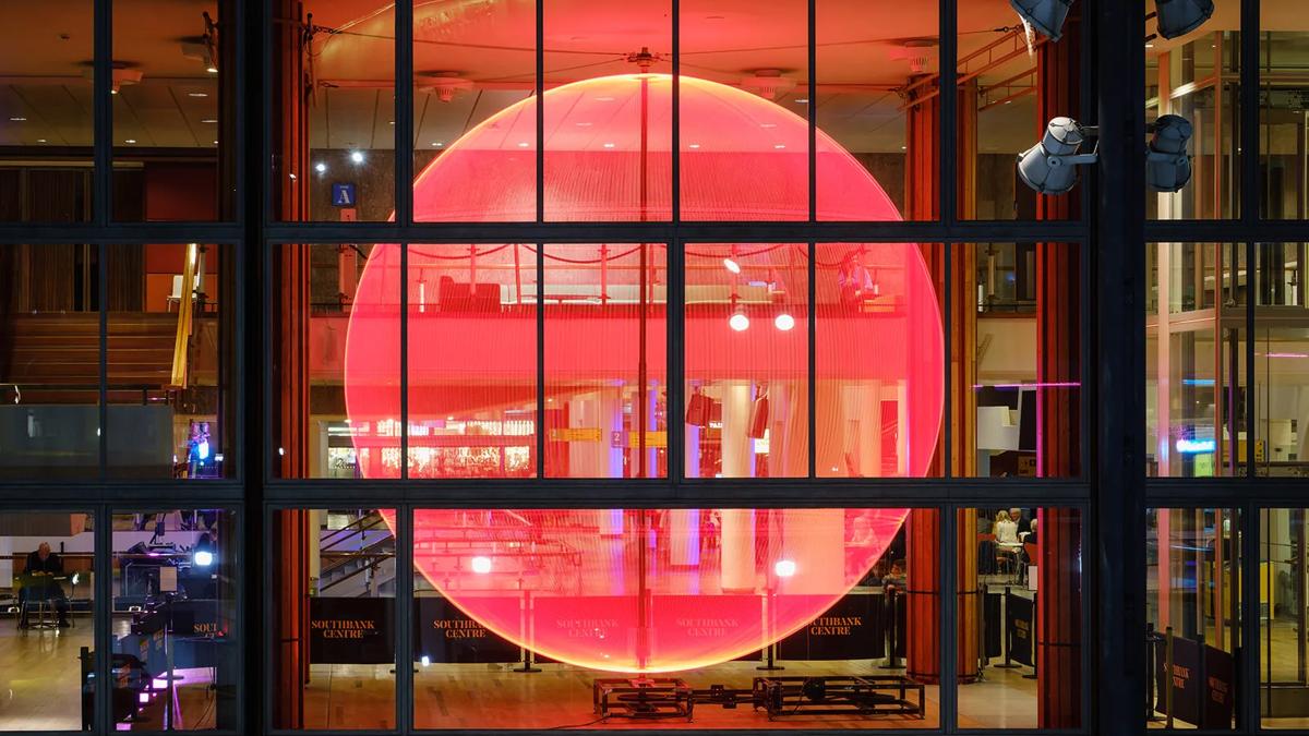 Fred Tschida, Sphere artwork, big illuminated red circle inside Royal Festival Hall