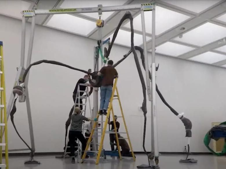 Hayward Gallery technicians install the Louise Bourgeois artwork Spider (1997) in the Hayward Gallery