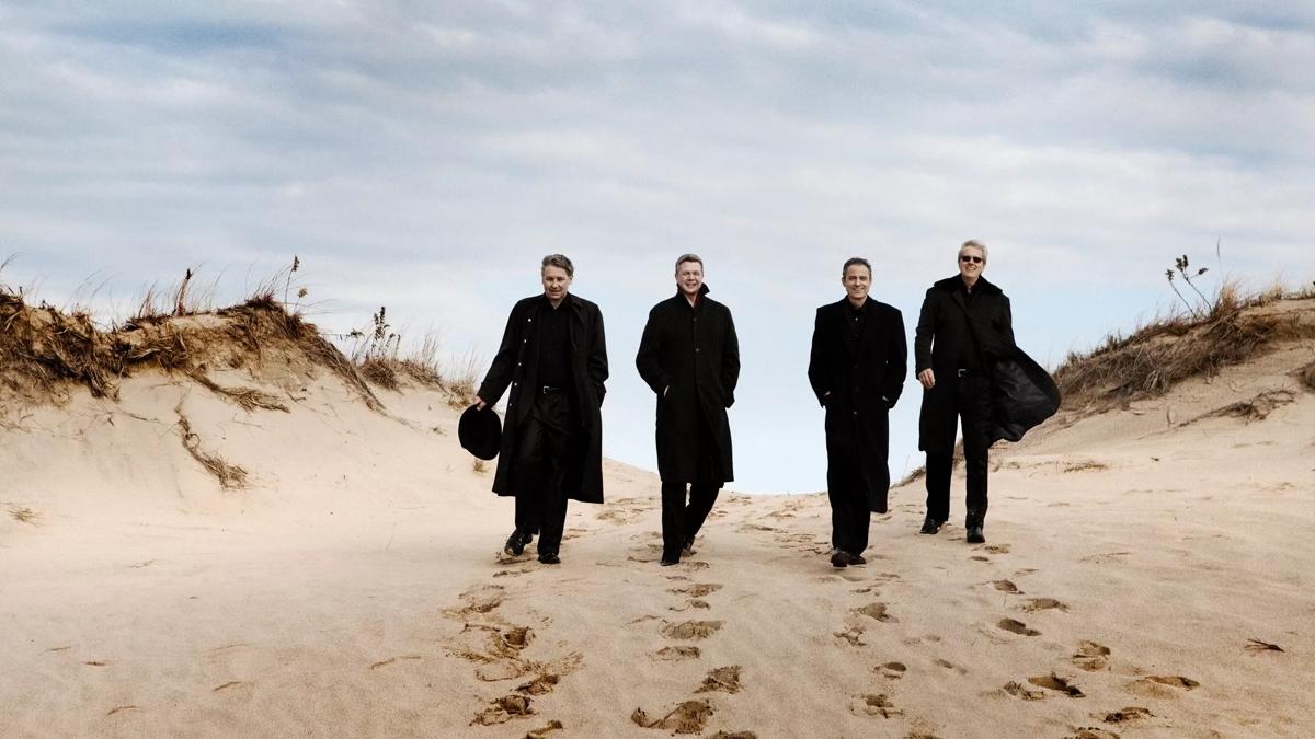 Image of Emerson String Quartet on Beach