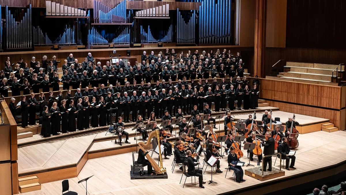 Bach Choir and the orchestra on the Royal Festival Hall stage